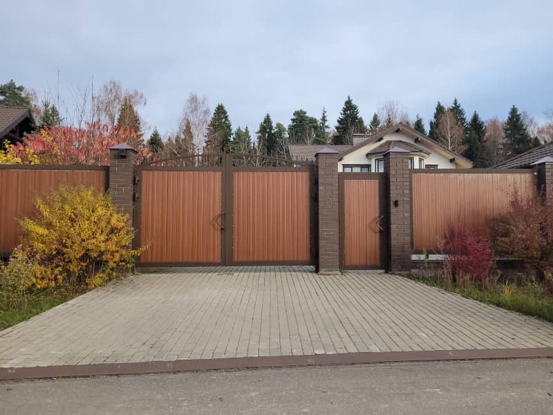 Уличные ворота DoorHan в Кемеровской области с установкой